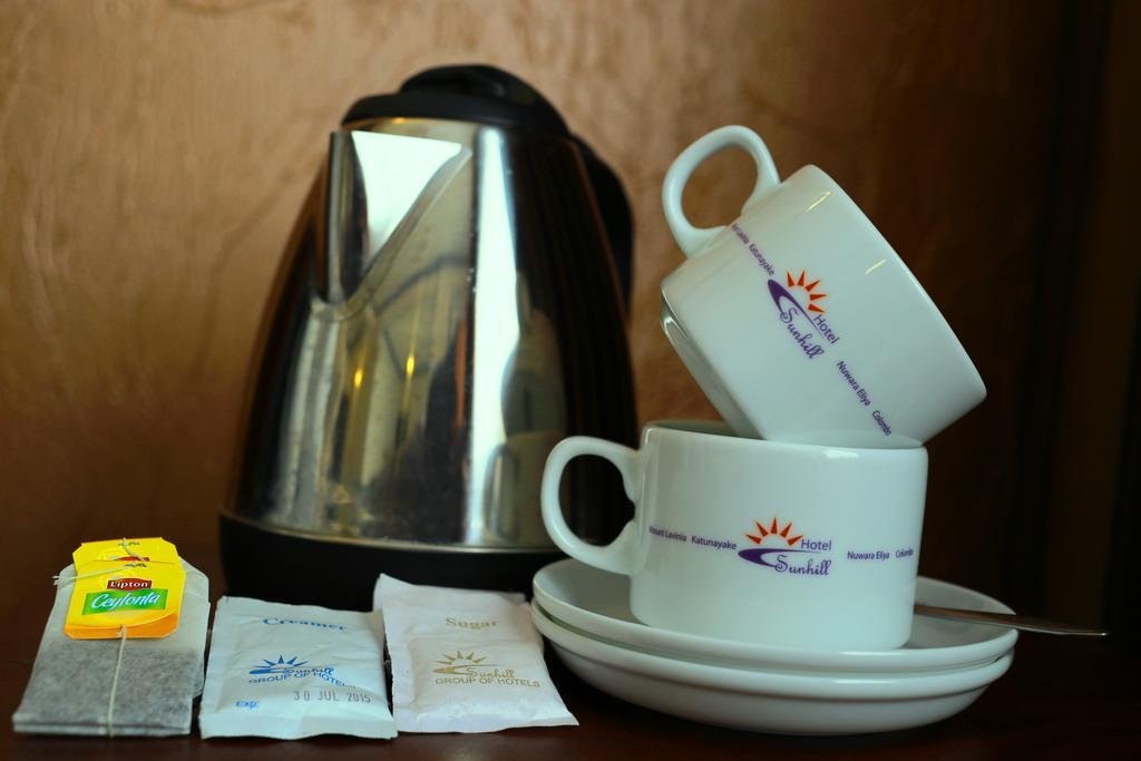 Hotel Sunhill - Kolombo Oda fotoğraf