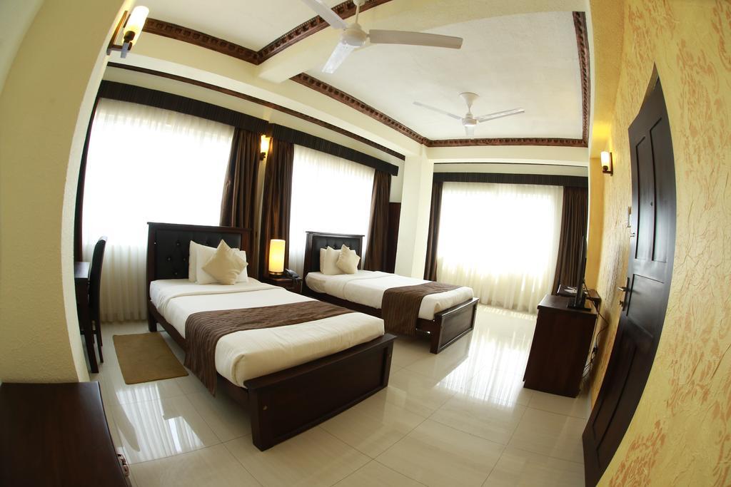 Hotel Sunhill - Kolombo Dış mekan fotoğraf