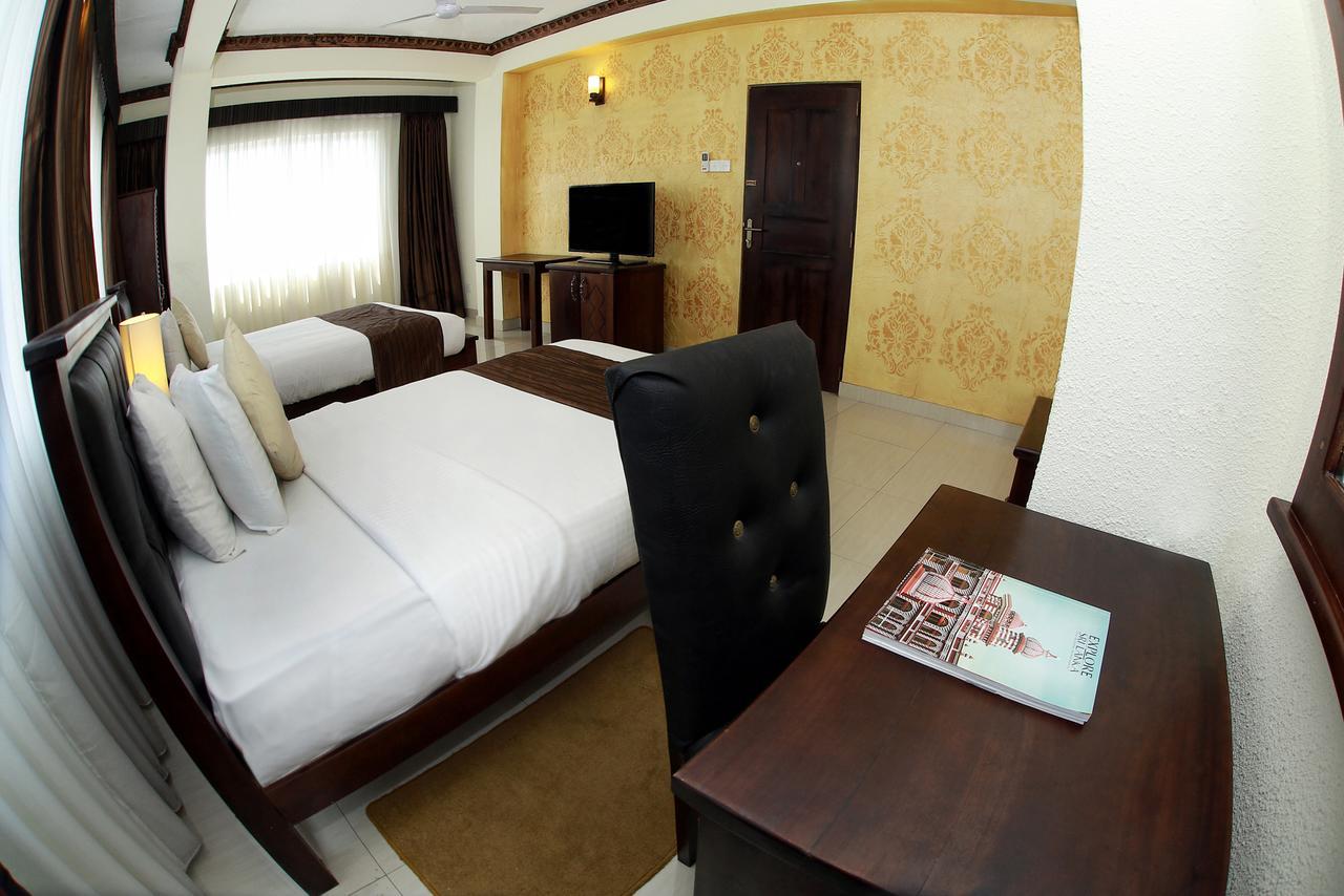 Hotel Sunhill - Kolombo Dış mekan fotoğraf